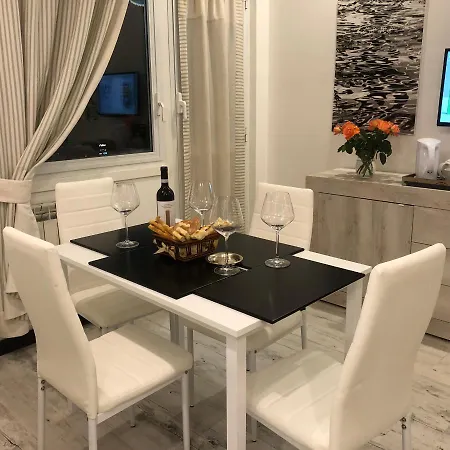 La Casa Di Gio Golf Tennis E Parcheggio Privato Apartmán