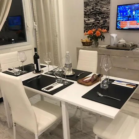 Apartment La Casa Di Gio Golf Tennis E Parcheggio Privato Rapallo