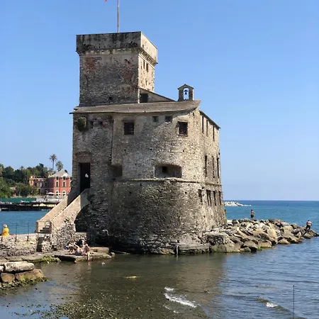 Apartment La Casa Di Gio Golf Tennis E Parcheggio Privato Rapallo