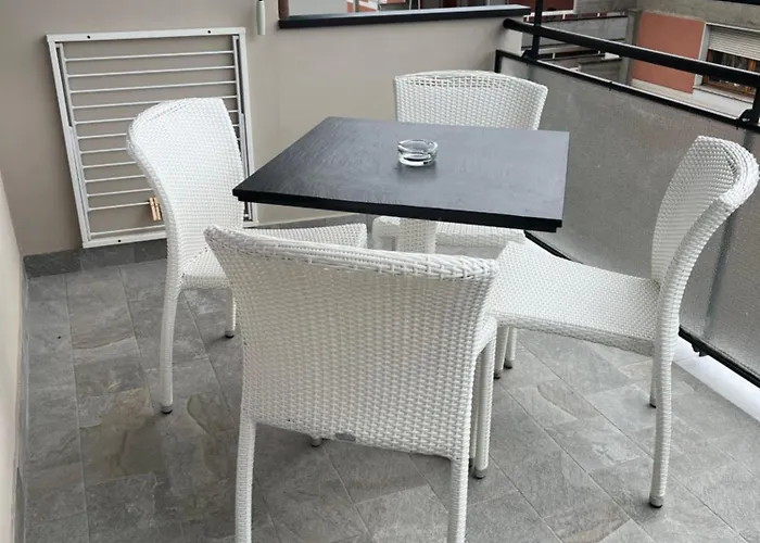 La Casa Di Gio Golf Tennis E Parcheggio Privato Lägenhet *